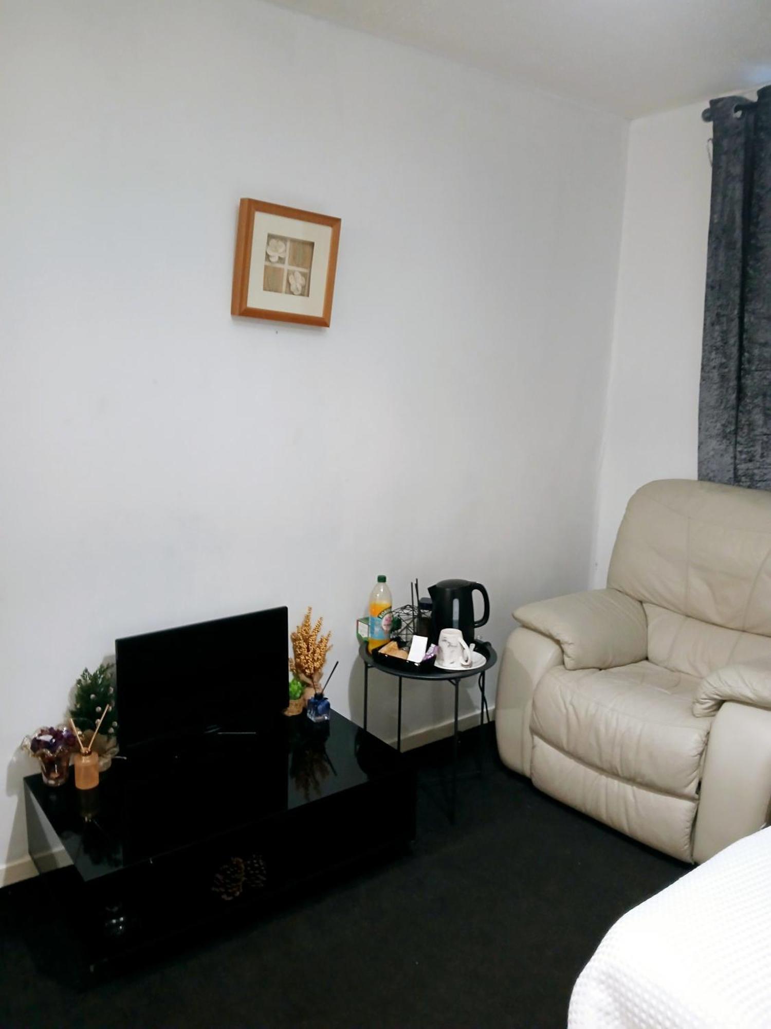 Cozy Private Room Glasgow Exterior foto